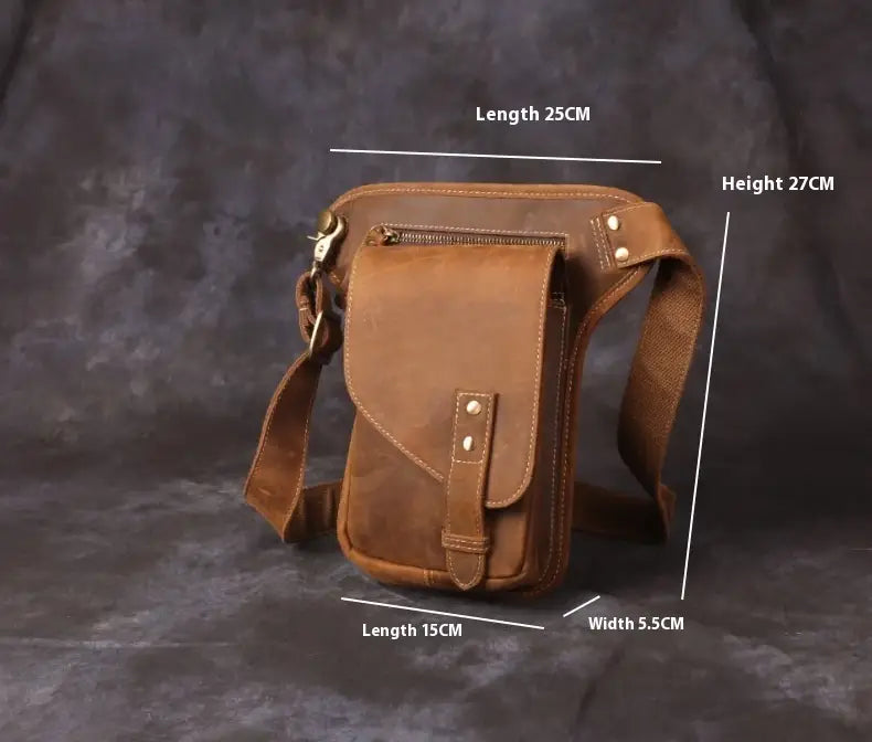 Crossbody-Tasche aus Crazy Horse-Leder — Modell Q — Detailansicht