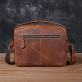 مجنونة من جلد الحصان المصغر باغ باغ.