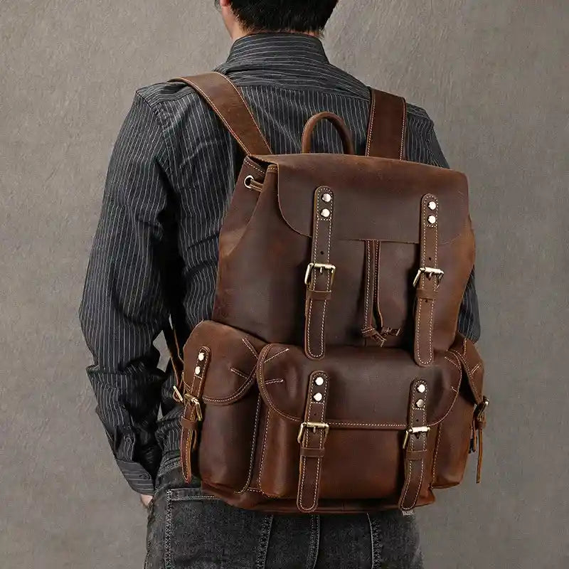 Rucksack aus Crazy Horse-Leder — Modell AM