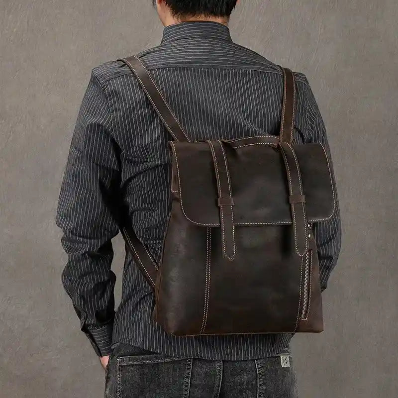 Rucksack aus Crazy Horse-Leder — Modell V