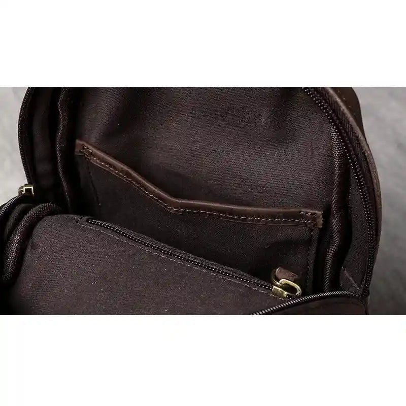 Crossbodyväska i crazy horse-läder — Modell F