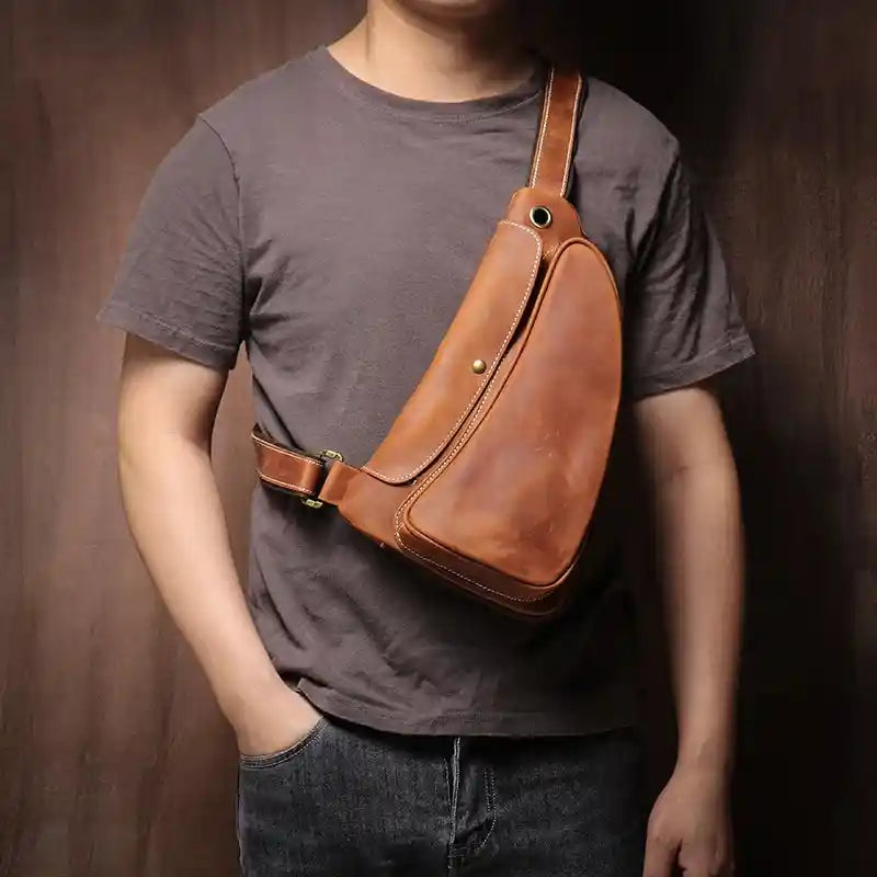 Bolsa a tiracolo em pele crazy horse — Modelo K