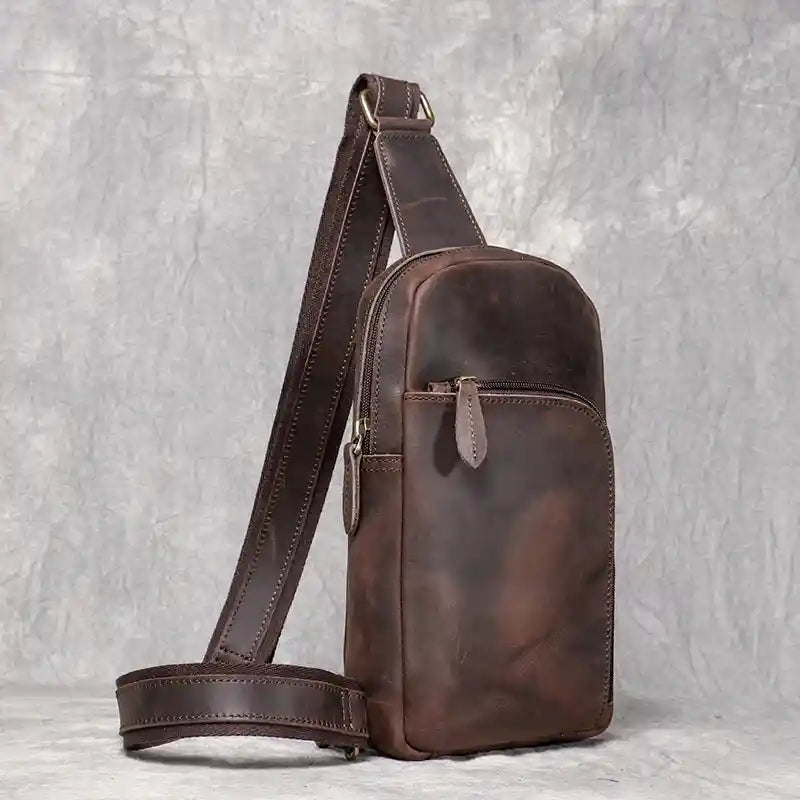 Crossbodyväska i crazy horse-läder — Modell F