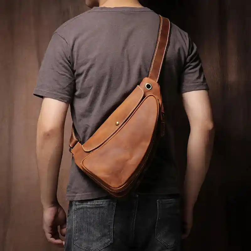 Bolsa a tiracolo em pele crazy horse — Modelo K