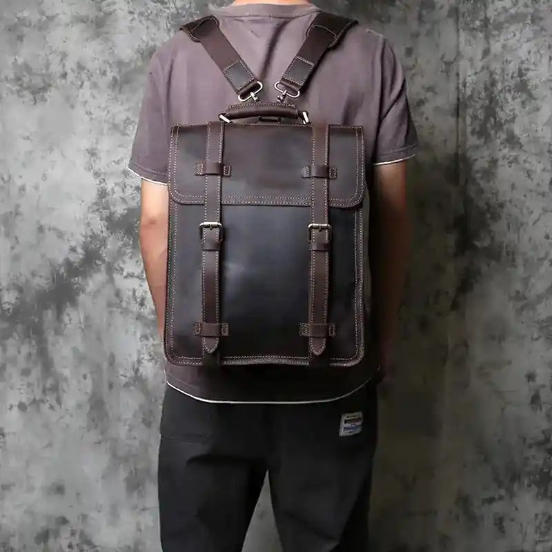 Rucksack mit zwei Tragevarianten aus Crazy Horse-Leder — Modell AL