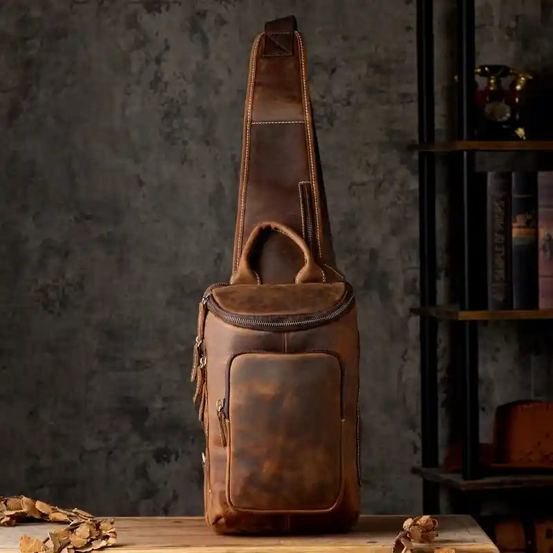 Bolsa a tiracolo em pele crazy horse — Modelo L