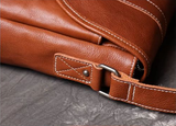 Bolsa de ombro em pele bovina — Modelo B
