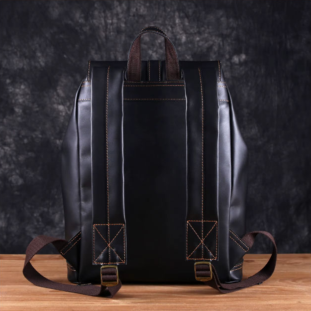 Rucksack aus Crazy Horse-Leder — Modell AR — Detailansicht 17