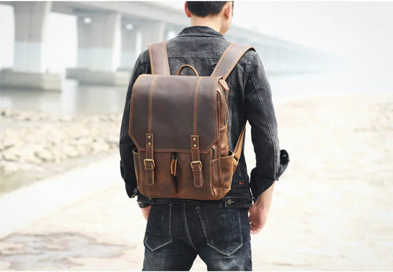 Mochila em pele crazy horse — Modelo K — Imagem de detalhe 2