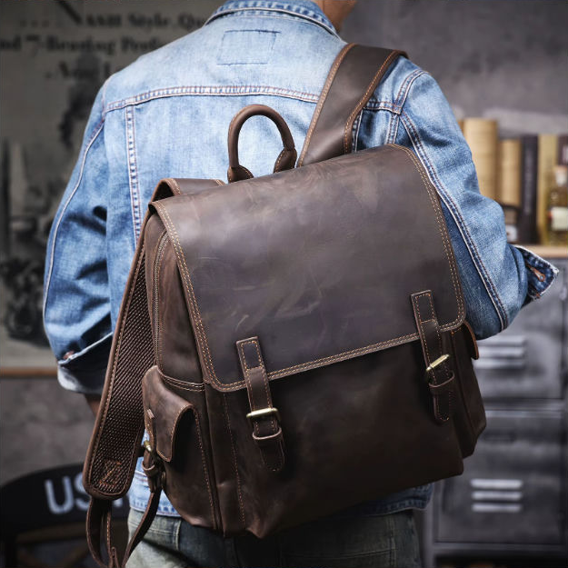 Sac à dos en cuir crazy horse — Modèle AU