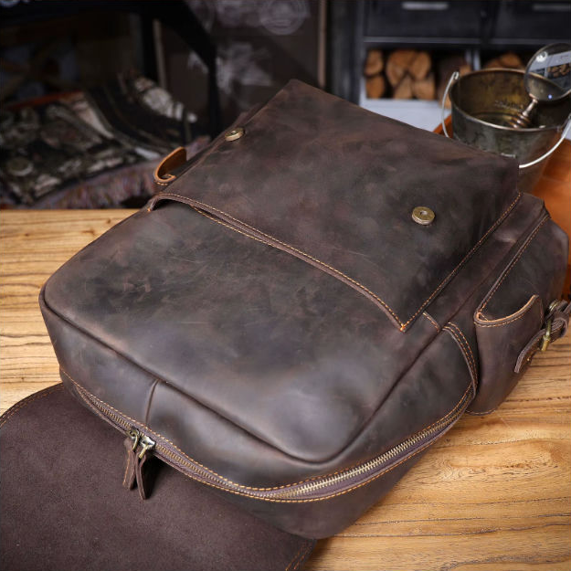 Sac à dos en cuir crazy horse — Modèle AU