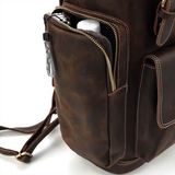 Mochila em pele crazy horse — Modelo M