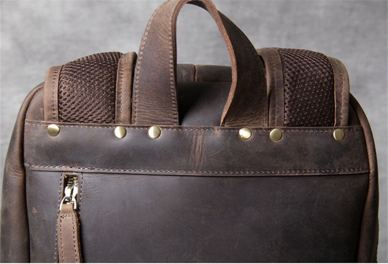 Mochila em pele crazy horse — Modelo AC