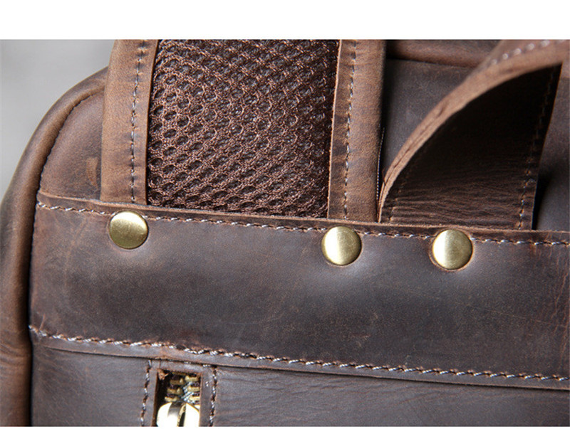 Mochila em pele crazy horse — Modelo AC