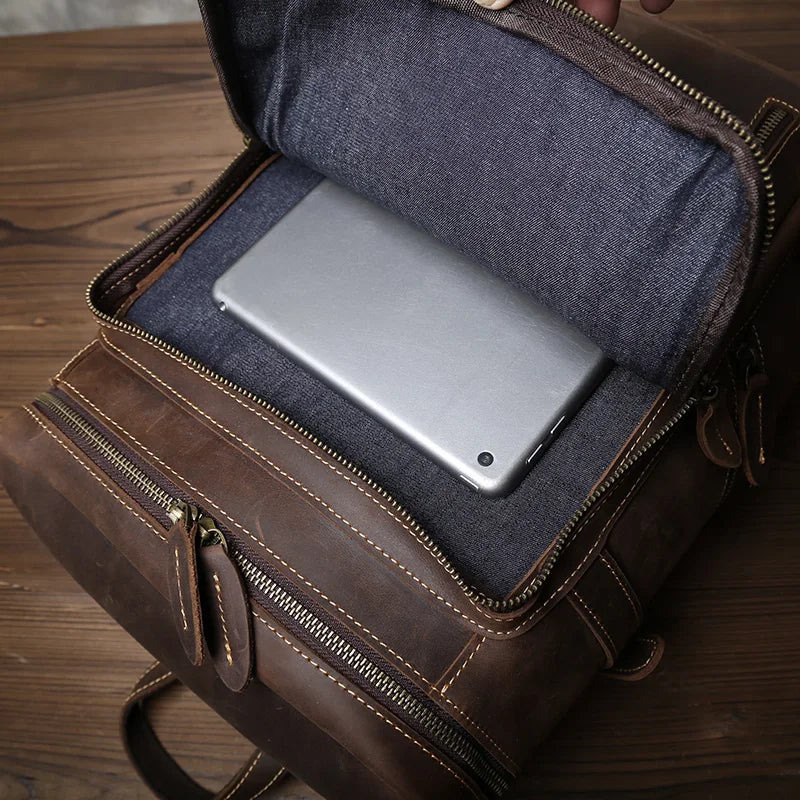 Mochila em pele crazy horse — Modelo P — Imagem de detalhe 12