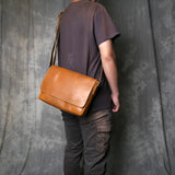 クレイジーホースレザー ショルダーバッグ_G