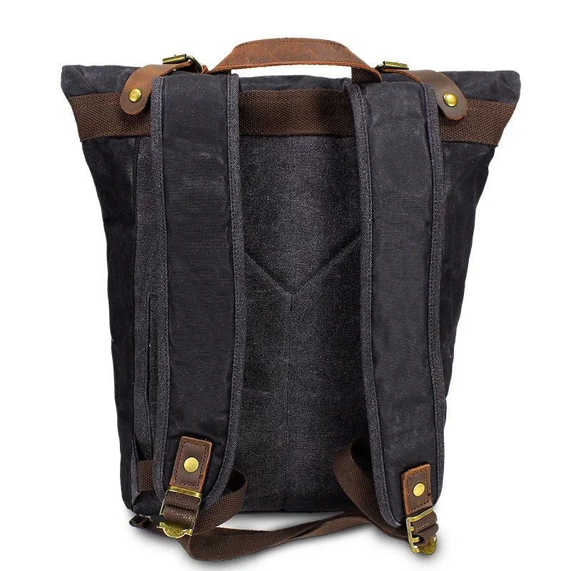 Rucksack aus gewachstem Canvas und Leder — Modell C — Rückansicht