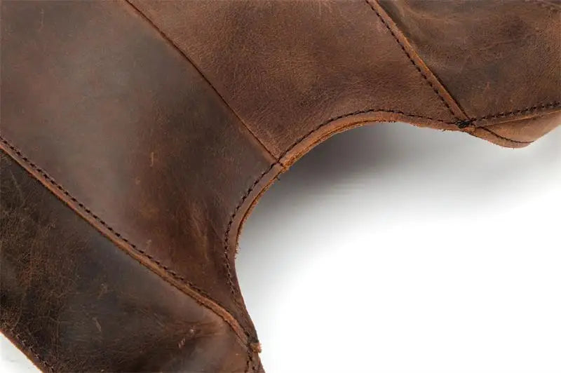 Mochila fina em pele crazy horse — Modelo AN — Ilustração do artigo 20