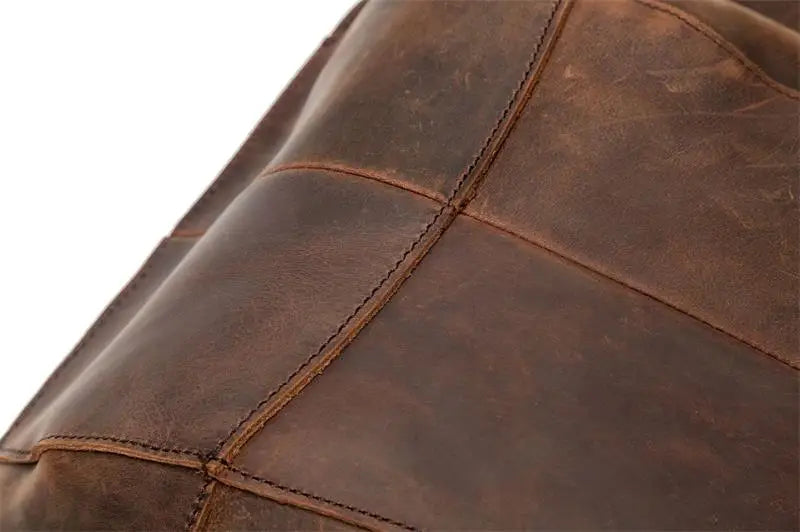 Mochila fina em pele crazy horse — Modelo AN — Ilustração do artigo 18
