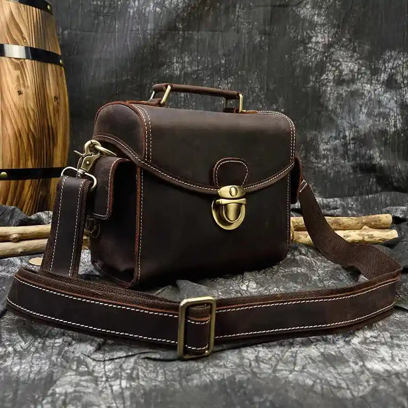 Kameratasche aus Crazy Horse-Leder — Modell B