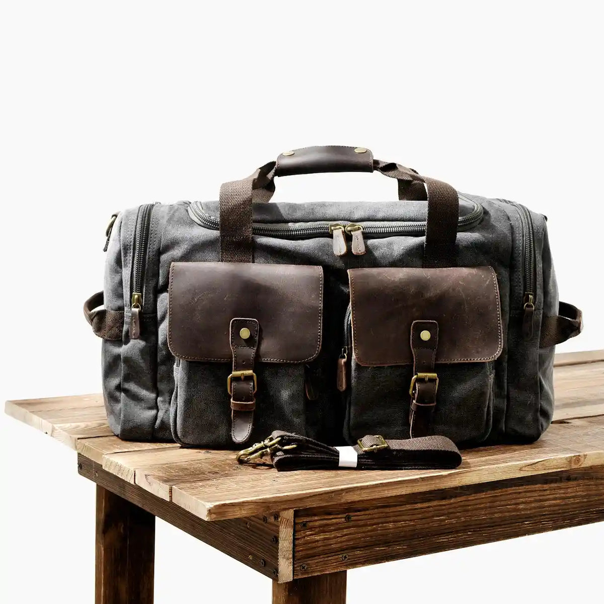 Duffle-Bag aus gewachstem Canvas und Leder — Modell B