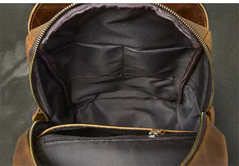 Crossbodyväska i crazy horse-läder — Modell O