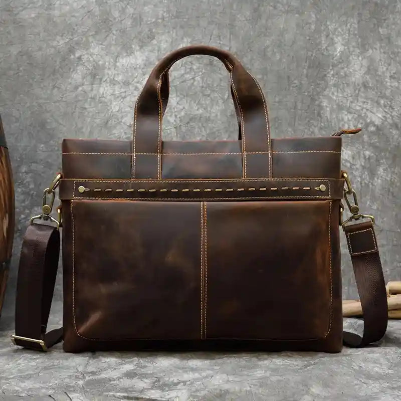 Bolso de hombro de cuero crazy horse — Modelo AP — Vista posterior; Detalles de herrajes y cierres
