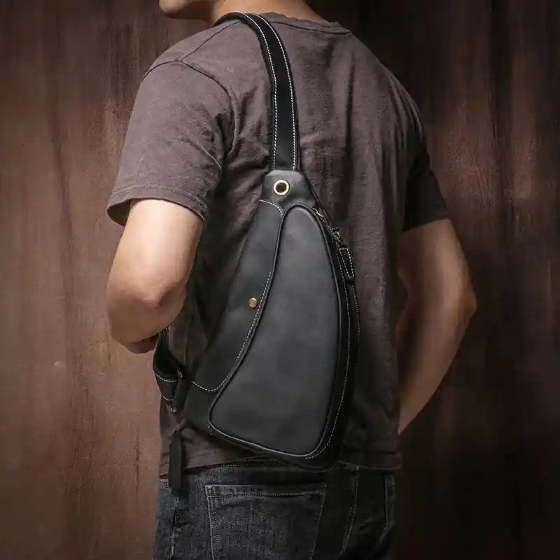 Bolsa a tiracolo em pele crazy horse — Modelo K