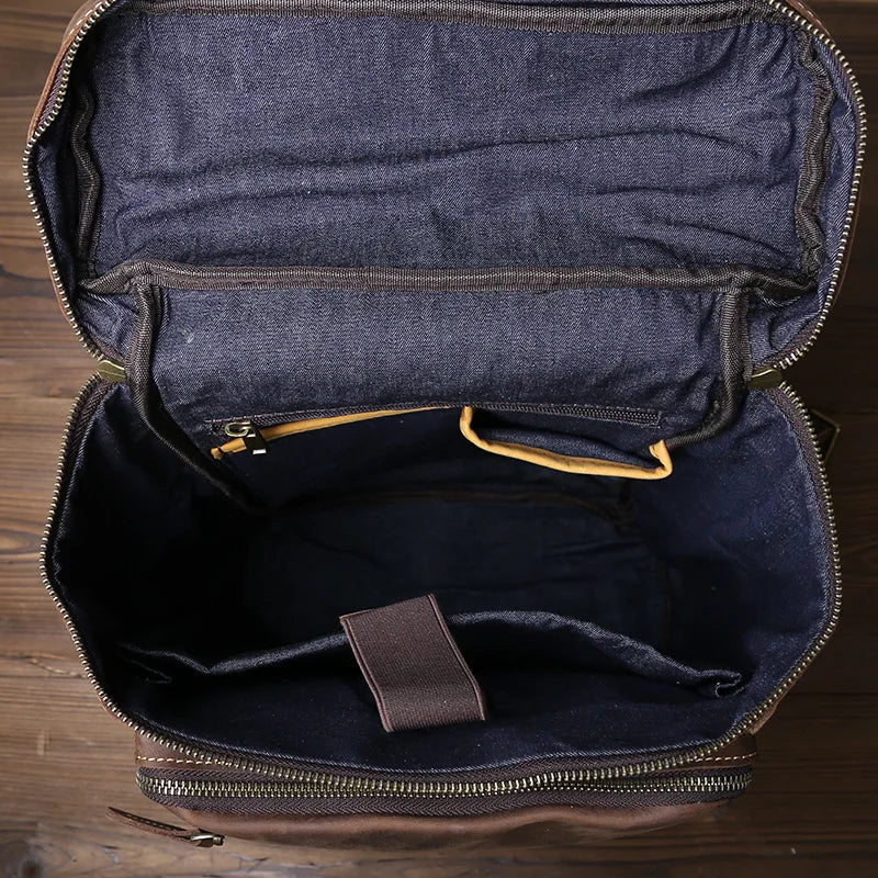 Mochila em pele crazy horse — Modelo P