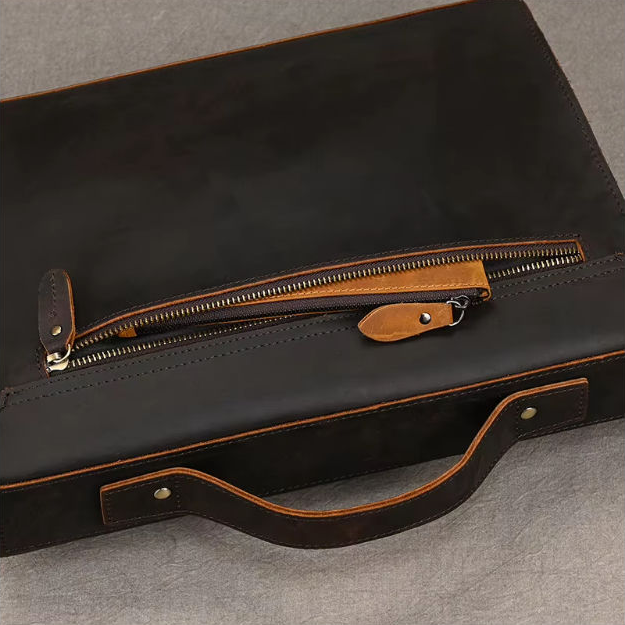 Aktentasche aus Crazy Horse-Leder — Modell Z — Detailansicht 11