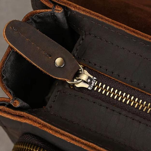 Aktentasche aus Crazy Horse-Leder — Modell Z — Detailansicht 16