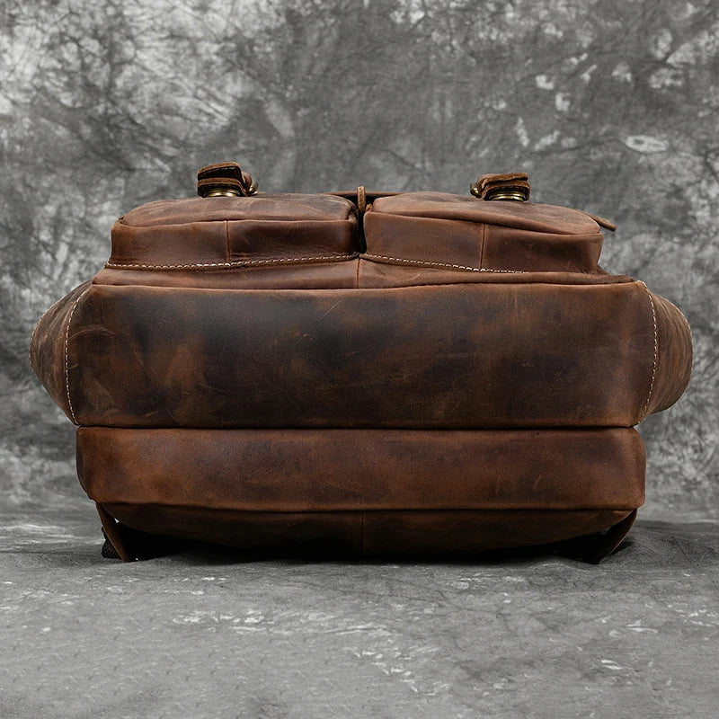 Mochila em pele crazy horse — Modelo K — Imagem de detalhe 7