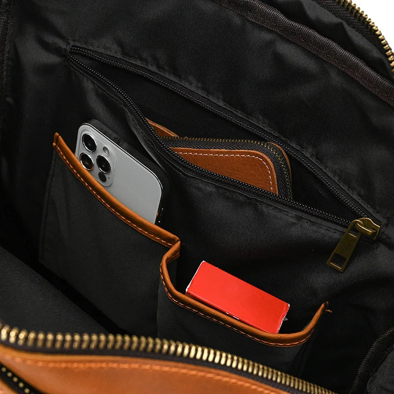 Mochila em pele crazy horse — Modelo K — Imagem de detalhe 28