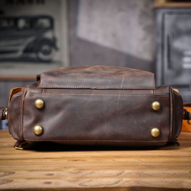 Crazy Horse Leather Backpack — Style AU