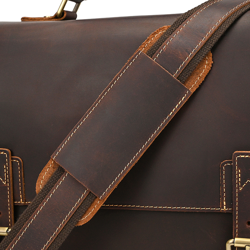 Umhängetasche aus Crazy Horse-Leder — Modell AN