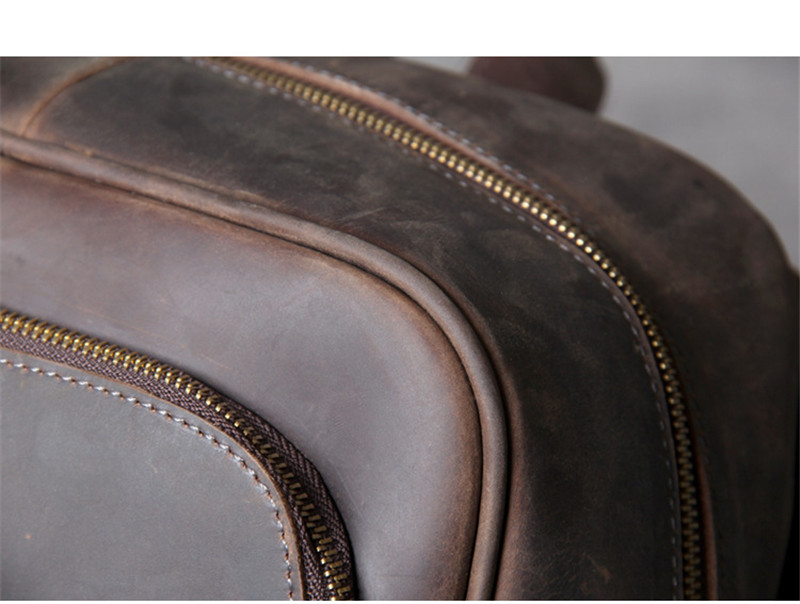 Mochila em pele crazy horse — Modelo AC