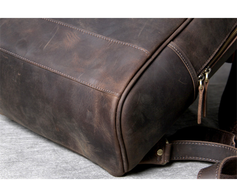 Mochila em pele crazy horse — Modelo AC