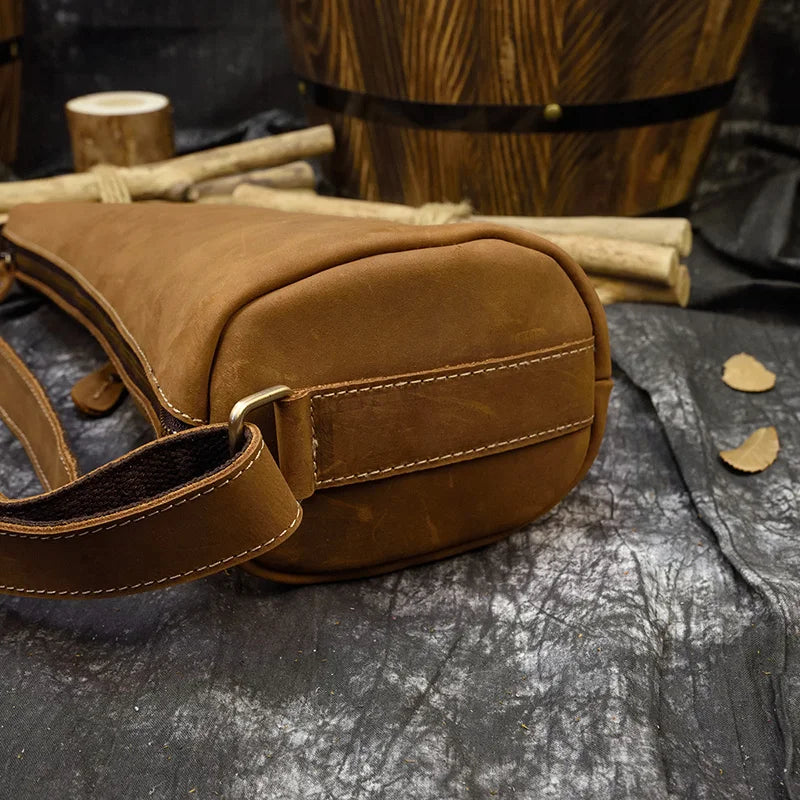 Crazy Horse Leather Crossbody Bag — Style C — Detail image 8