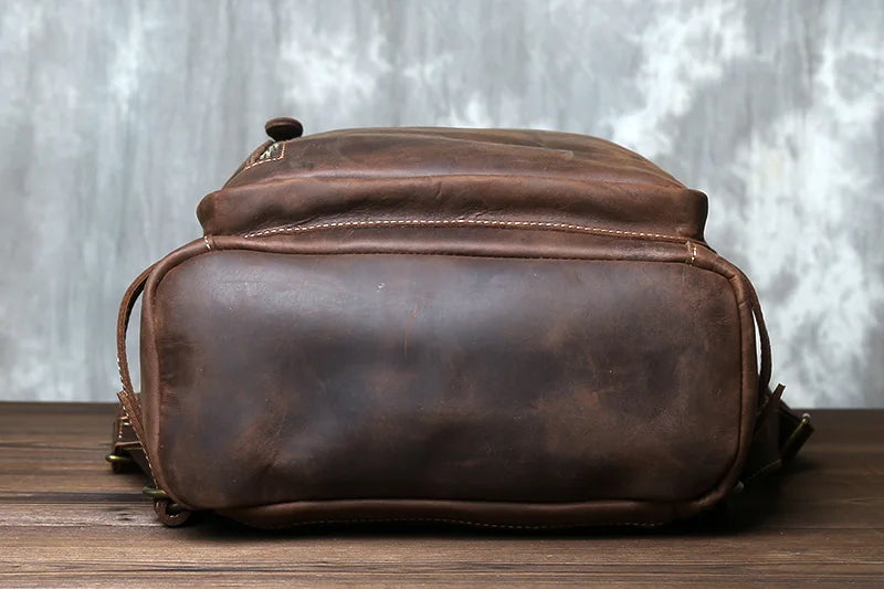 Mochila em pele crazy horse — Modelo P — Imagem de detalhe 8