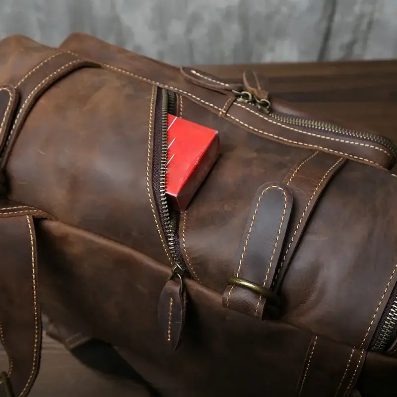 Mochila em pele crazy horse — Modelo P — Imagem de detalhe 11