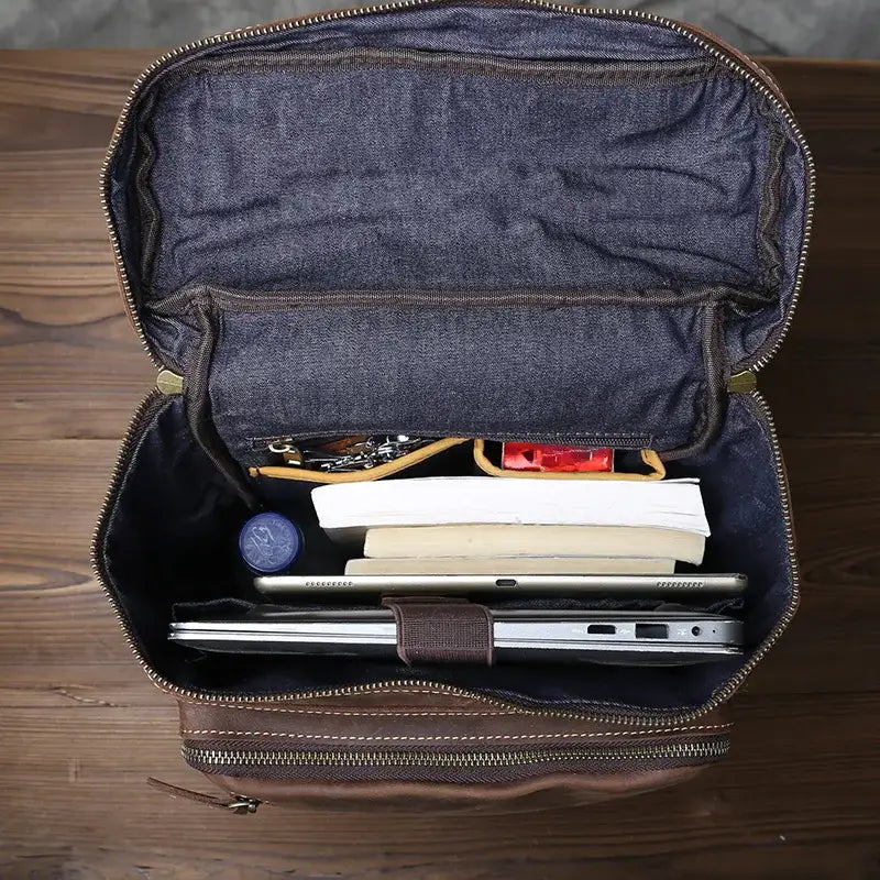 Mochila em pele crazy horse — Modelo P — Imagem de detalhe 14