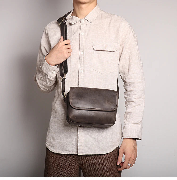 Crazy Horse Leather Mini Shoulder Bag — Style B — Detail image